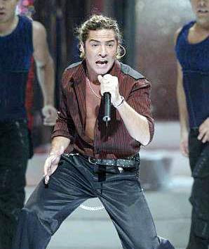 Al igual que Gloria Estefan, Alicia Keys, Alejandro Fernández, y La Ley, Bisbal ensayó anoche en la Arena Miami la actuación que ofreció  en la entrega de los premios Billboard de la Música Latina.