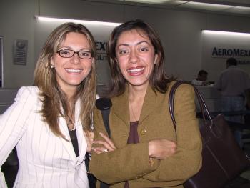   30 de abril 
 
Verónica Muñiz y Michell Rafolds viajaron a la Ciudad de México, para disfrutar de unas merecidas vacaciones.