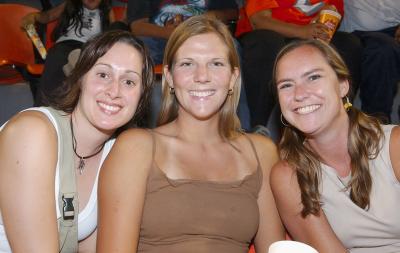Megan Yarema, Erin Raaymahers y Martha Drury.