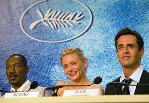 Cameron Díaz, junto a Eddie Murphy y Rupert Everett quienes respondieron amablemente a las preguntas de los medios.