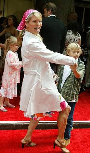 Muchos niños llevaron a sus famosos padres a la premier en Nueva York. Susan Sarandon y Tim Robbins llegaron con sus pequeños, igual que la conductora Meredith Vieira. 

La modelo  Christie Brinkley bailó con su hijo Jack en la alfombra roja.