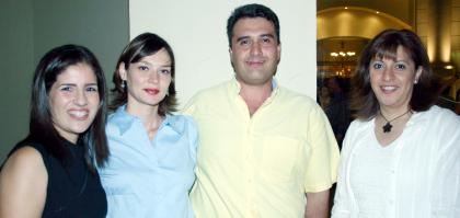 Jésica de Gómez, Ernesto Gómez y Aracely de Quezada.