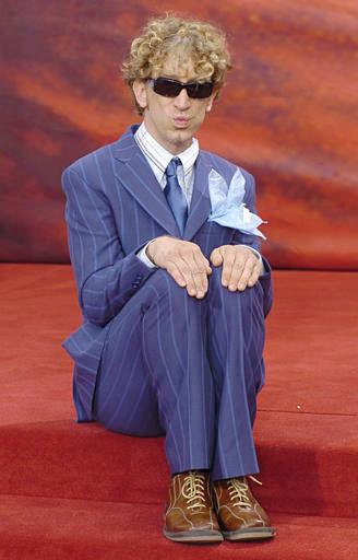 Andy Dick no podía faltar a este evento