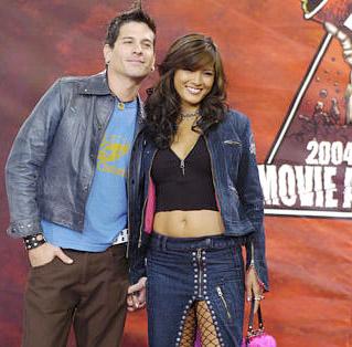 Mitch Allen llegó con Kelly Hu
