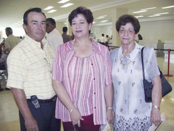 Ana María, Fernando y Ana María Fernández viajaron a la Ciudad de México