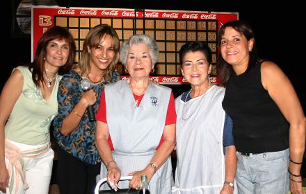 18 de Junio    Alejandra Alatorre de Izaguirre, MAry Carmen Espada de Berlanga, Sary de Martínez, Irma Guerrero y Gerarda A. de Galarza.