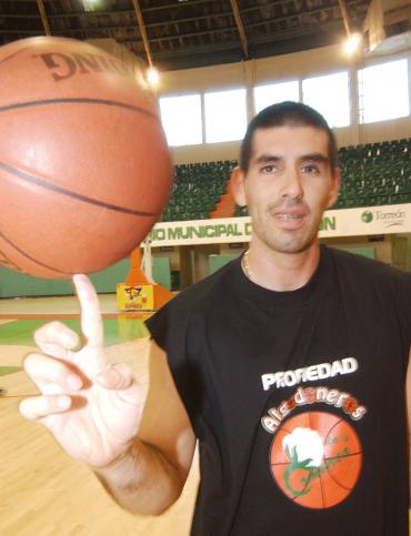 Óscar Yander
Semifinalista en 2001 (MEX _ LNBP )Selección Mexicana Estudiantil