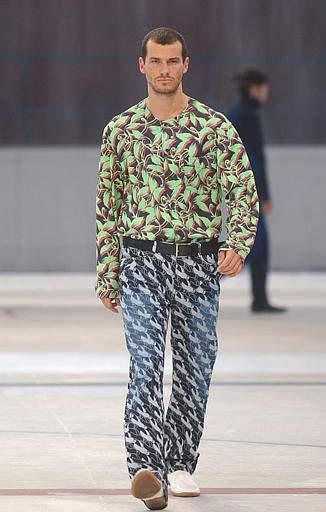 Diseñador japonés: Issey Miyake's