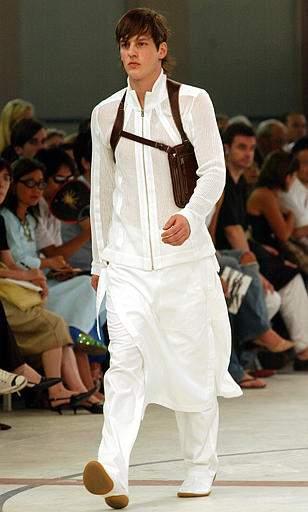 Diseñador japonés: Issey Miyake's