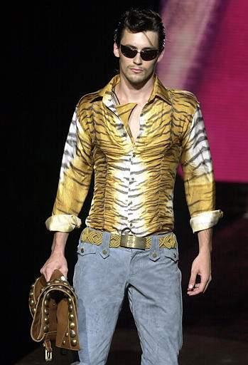 Diseñador: Roberto Cavalli's.