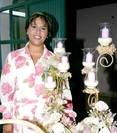 María Teresa Gutiérrez Encino fue despedida de su soltería, con un convivio con motivo se du próximo matrimonio.