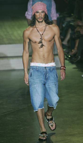 Creaciones Dsquared2's.