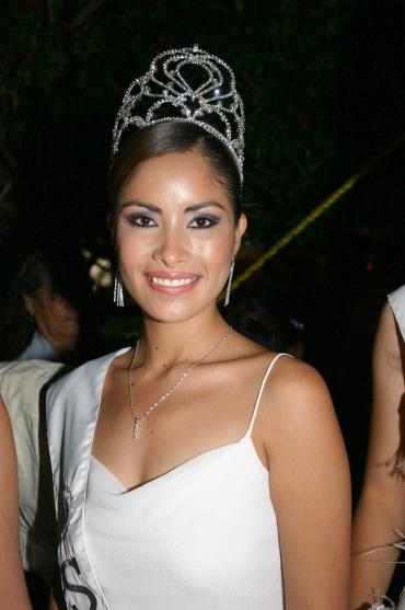 Srita. Lizette Ortega Herrera, Princesa de la Feria Nacional de Gómez Palacio, Dgo., 2004.