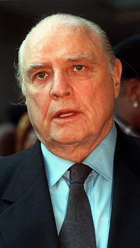 El hombre que revolucionó al mundo de la interpretación, Marlon Brando, falleció a los 80 años como había vivido, con el misterio rodeando las causas de su muerte, pero entre la admiración de todos los que conocieron su trabajo.