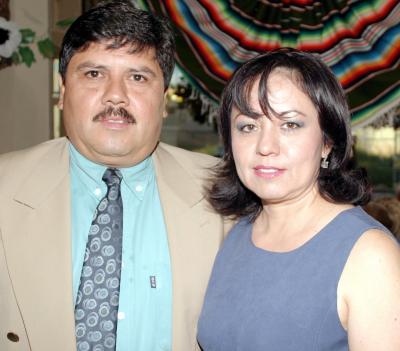 03 de julio

Tomás Cossío y Sandra Torres.