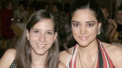 Mariana de Robles y Lorena Salmón.