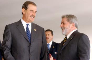 Debo destacar que la creación de la Comisión Binacional Brasil-México dará la dirección estratégica para la relación bilateral, fortaleciendo su marco institucional y contribuyendo para impulsarlo, en todos los ámbitos, y para consolidar la asociación que deseamos construir entre los dos países', declaró Lula. La primera reunión de la comisión se realizará en Brasil este mismo año.