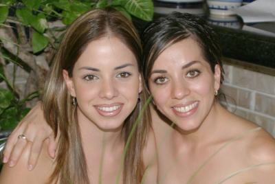 Lorena García y Ana Tere de Torres.