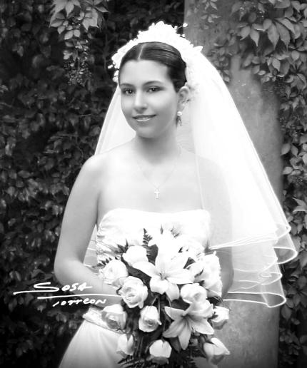 L.A.E. Martha Isabel Sánchez Salazar el día de su enlace nupcial con el C.P. Manuel Ricardo Fernández Marrujo


Estudio: Sosa