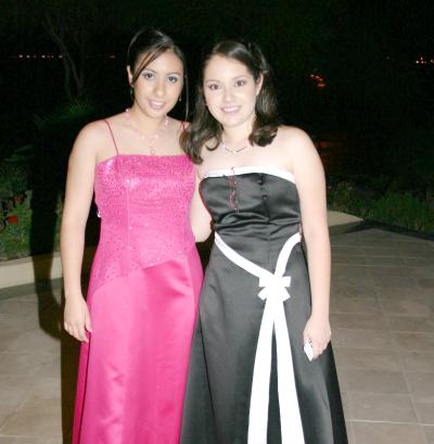 Pamela D Samper y Alejandra Cuéllar.