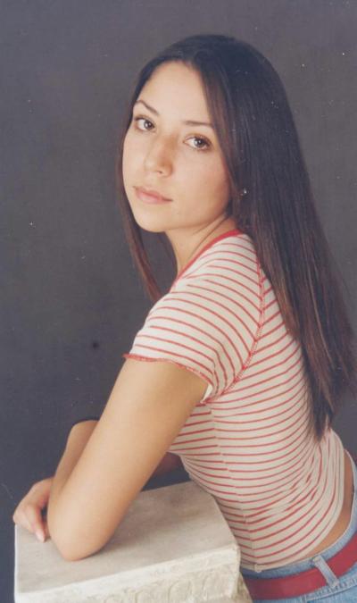 17 de julio

 Pamela González Palacios, en una fotografía de estudio con motivo de sus XV aniversario.