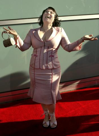 Alex Borstein llegó muy entusiasta y de muy buen humor al estreno de la cinta.