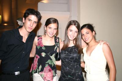 Luis Fer Schmay, Luzma Arriaga, Andrea Espada y Betty Cepeda.