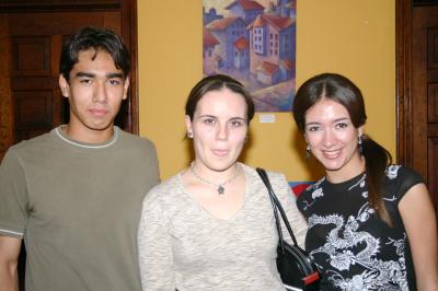 José Valdez, Isabel Román y Sonia Sanz