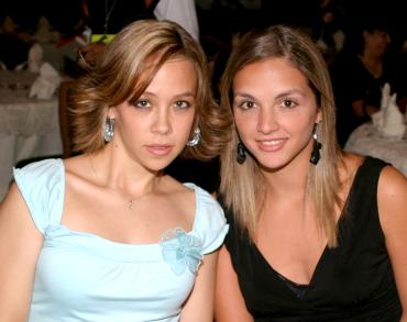 Irma Díaz y Cinthya Narváez.