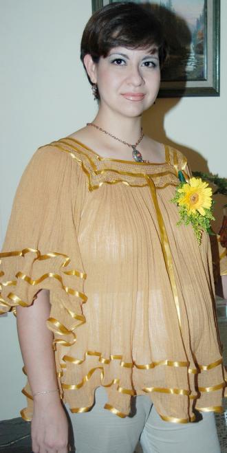Magdalena Castilla Villegas recibió sinceras felicitaciones, en la fiesta de canastilla que se le ofreció al bebé que espera.