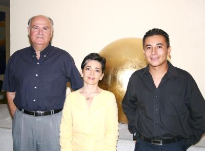 Romuldo Segovia, Blanca Bernal y Alfredo López.