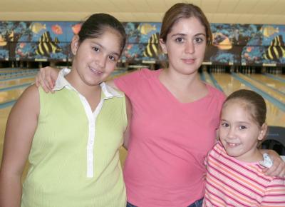 Anilú, Alejandra y MAfer Inguanzo.