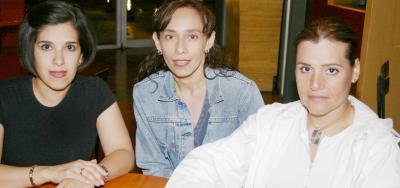 Ana Rojas, Adriana Pedroza y Élida Rentería.