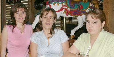 Rosario Ramírez, Berenice Alonso Alonso y Coco Gómez.