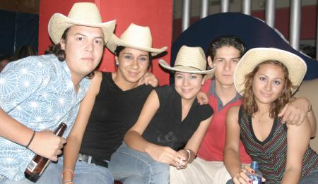 Conchita, Walo, gaby, Ilse y Chava.