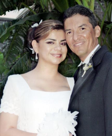 Sirta. Marcela Bollaín y Goytia Villarreal el día de su enlace nupcial cone l Sr. Román Cueto.