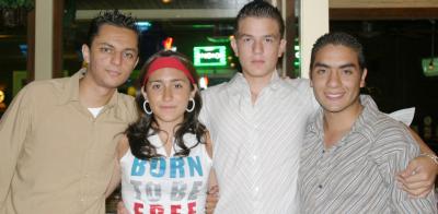 Ricardo Chávez, Jesús Parches Ramírez, Nayma Najhalí Máynez.