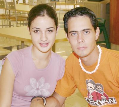  06 de Agosto 

David Abusaid y Mayela de la Garza.