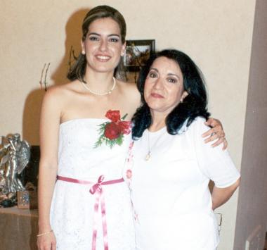 Hilda Susana Acosta Martínez y Rosalía Ochoa de Félix.