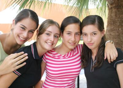 Mónica Guriérrez, Daniela Sesma, Yolanda Murra y Paulina Teele.