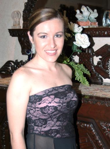 Montserrat Casán Sandoval contraerá matrimonio con  Jesús Saracho Pérez, el próximo sábado 14 de agosto.
