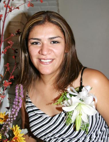 Perla Cinthia Sánchez López disfrutó de una despedida de soltera, por su próxima boda con Raúl Bolívar.
