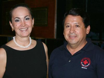 Yeye Romo y Humberto J. Barckele.