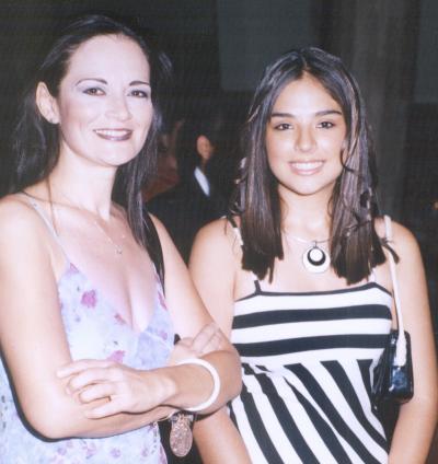Cristina P. de Chaúl y Cristina Chaúl Pacheco.