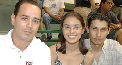 Miguel Sánchez, Mirey Elizalde y Ángel Iván de la Cueva
