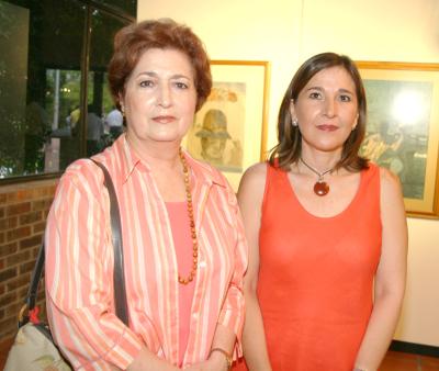 María Matilde Valdés y Mónica Bernal de Martínez.