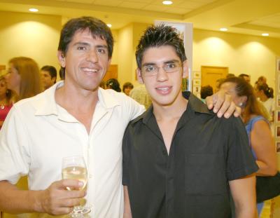 Rafael Villarreal y Carlo Villarreal.