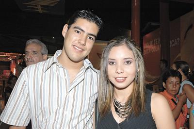Rafael Pacheco y Rosy Banuel