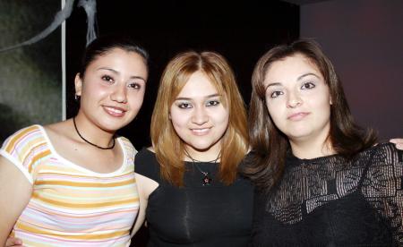 Xiomara Álvarez, Mayela Ramírez y Rubí Marrero.