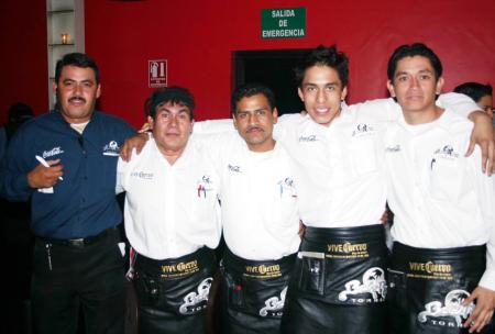 Manuel Salazar, Enrique Muñoz, René, Gerardo e Iván  José Nava.